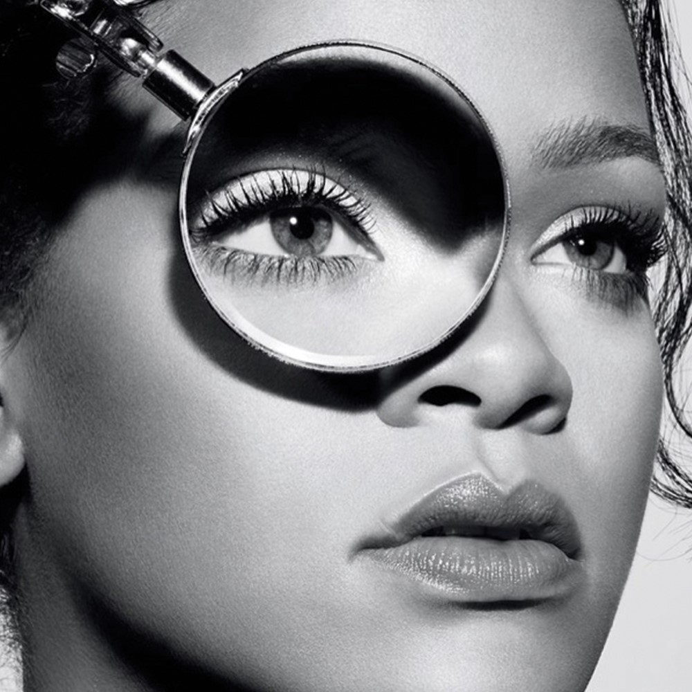 Rihanna FENTY etiketli ilk maskarayı tanıttı