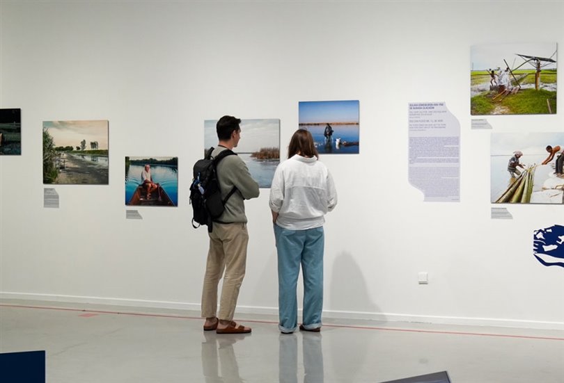 Küresel su krizini anlatan ‘Dalgaları Aşmak’ sergisi Taksim Sanat’ta