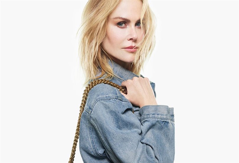 Balenciaga’nın Crush çantasını, başını Nicole Kidman’ın çektiği yıldızlar tanıtıyor