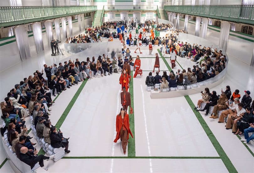 Lacoste İlkbahar-Yaz 2026 defilesi | ‘The Locker Room’ 