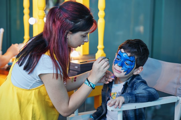 Yeni Yıl Masalı, 13–14 Aralık’ta Zorlu PSM’de aileler ile buluşuyor