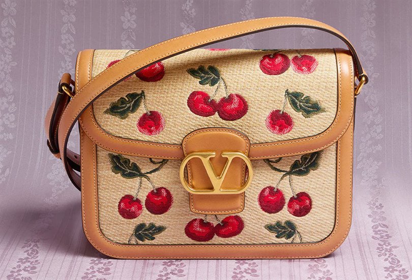 Valentino'nun Cherryfic koleksiyonu tatlı bir lezzet sunuyor