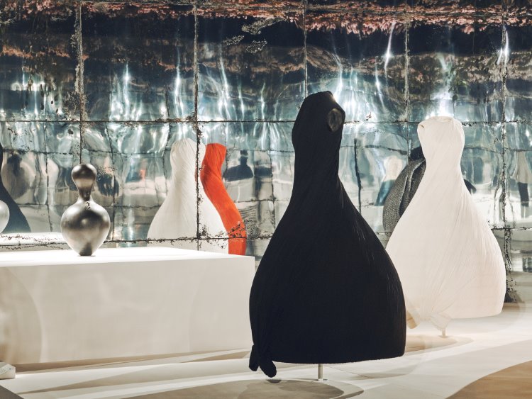 Dior’dan Rodin Müzesi’nin bahçesinde Grammar of Forms sergisi