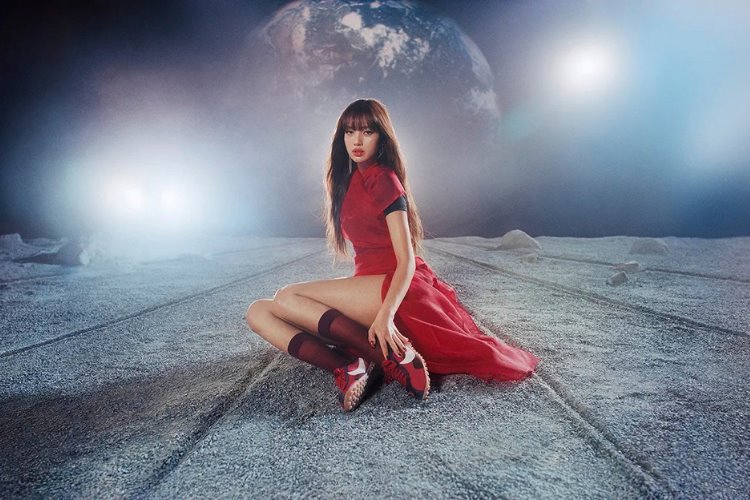 LISA, Nike’ın Moon Shoe kampanyasının yüzü oldu