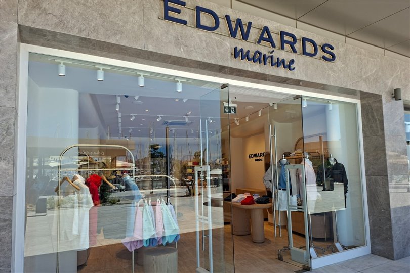 EDWARDS Marine, deniz Ruhunu gardıroplara taşıyor