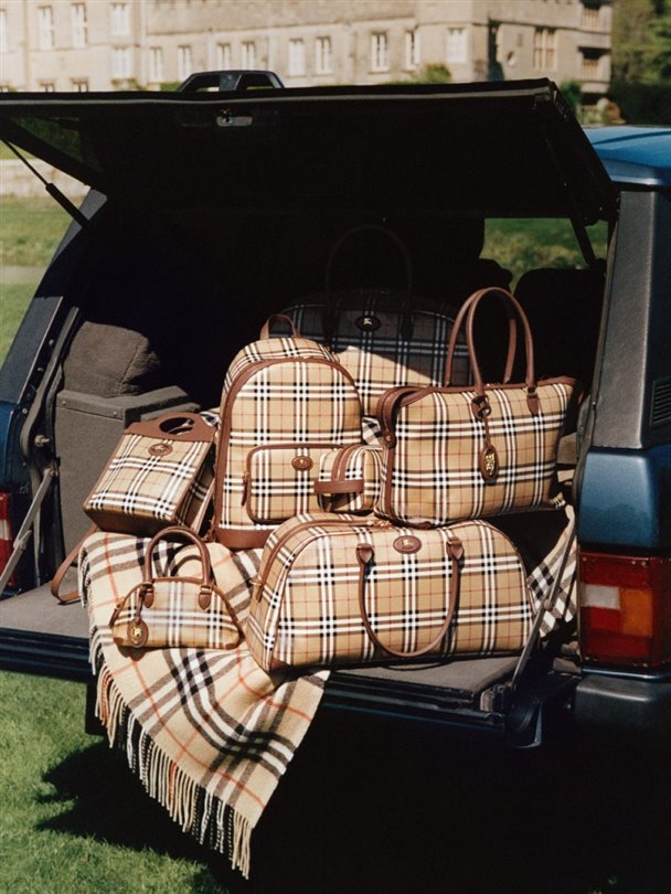 Burberry, 2026 sonbaharı için kırsal bölgeye yöneliyor