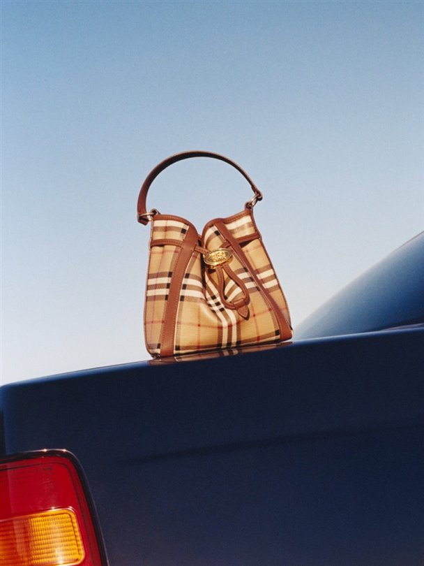 Burberry, 2026 sonbaharı için kırsal bölgeye yöneliyor