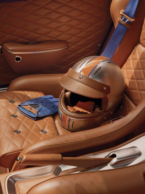 Louis Vuitton ve Singer, klasik Porsche 911’i yeniden yorumladı