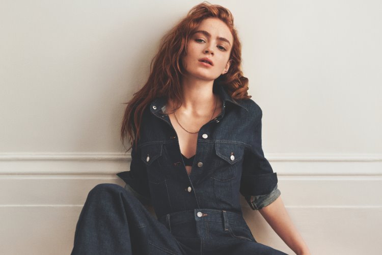Calvin Klein, Sadie Sink’in rol aldığı ‘Feel the Fit’ denim kampanyasını tanıttı